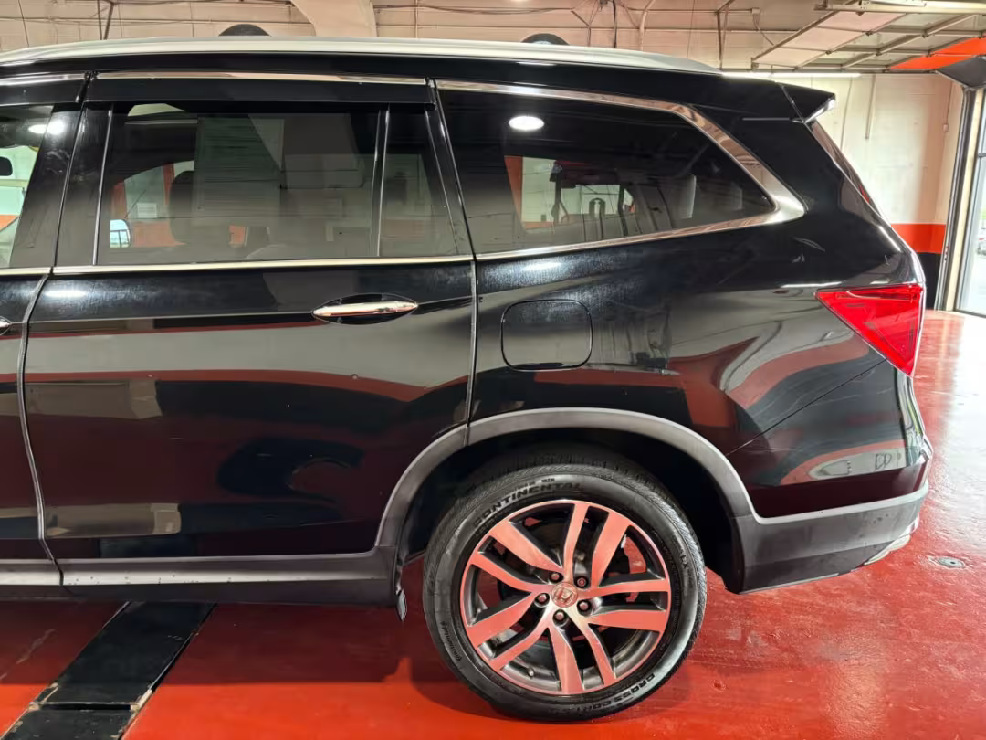 2016 Honda Pilot - 5FNYF6H98GB079744 - Image #11